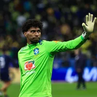 Hugo Souza comenta foto com camisa da Seleção sem o verde