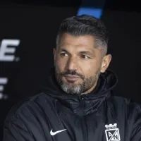 Técnico na corda bamba: rival do São Paulo vive pressão às vésperas da Libertadores