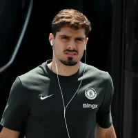 Pedro Neto é dispensado de treino do Chelsea após morte de Diogo Jota e não deve enfrentar o Palmeiras
