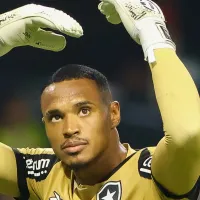 Goleiro John contratado pelo Manchester United por R$ 76 milhões pode acontecer e negociação está em andamento 