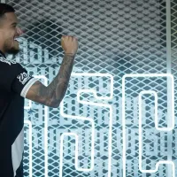 Coutinho comemora renovação com o Vasco e assume a camisa 10 do clube: “Minha casa”