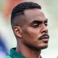 Torcida questiona interesse do Internacional em Caíque
