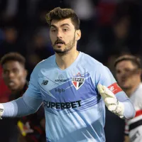 Goleiro Rafael é poupado no São Paulo, mas não preocupa contra o Internacional