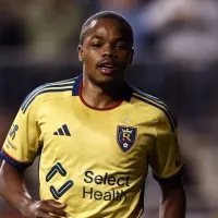 Corinthians entra na briga com o Vasco pela contratação de Andrés Gómez, do Rennes