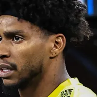 Palmeiras está usando a arbitragem como pressão antes de enfrentar o Corinthians, diz Hugo Souza