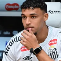 Santos conta com versatilidade de Victor Hugo, que pode substituir Neymar ou Rollheiser