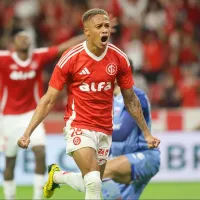 Roger Machado testa Vitinho como titular e esboça Inter para duelo contra o Palmeiras