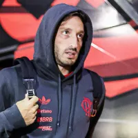 Matías Viña joga por 90 minutos com a Seleção do Uruguai e volta ao Flamengo melhor fisicamente para ter mais chances com Filipe Luís