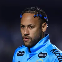 Santos enfrenta Atlético-MG com missão de quebrar jejum de quase quatro anos em gramados sintéticos