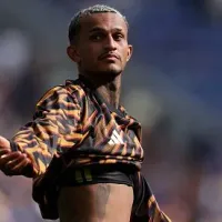 Wesley, ex-Flamengo, vive realidade oposta a Gerson na Itália e é destaque em derrota da Roma