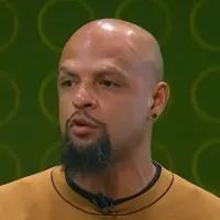 Denílson e Felipe Melo saem em defesa de Neymar e detonam gramado sintético do Atlético-MG