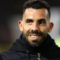 Corinthians lança camisa e provoca o Santos relembrando goleada de 7 a 1 comandada por Carlito Tévez