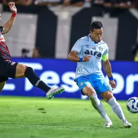 Marlon alfineta o Internacional ao protestar contra pênalti que causou derrota do Grêmio para o Bragantino