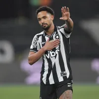 Vitinho, do Botafogo, vence disputa por vaga e deve ser titular novamente na Seleção Brasileia