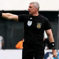 Torcida do Santos se irrita com Daronco após cartões no primeiro tempo contra o Fortaleza: “Vai amarelar todo mundo”