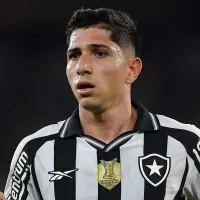 Savarino é desconvocado da seleção da Venezuela e estará à disposição do Botafogo contra o Sport