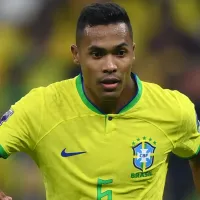 Alex Sandro, do Flamengo, vira assunto durante Brasil x Senegal