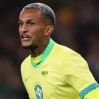 Wesley é detonado pela torcida após atuação na Seleção Brasileira e Ancelotti saca ex-Flamengo no intervalo