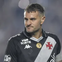 Vegetti perdeu muito espaço no Vasco de Fernando Diniz e futuro do argentino é incerto no Cruz-Maltino
