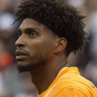 Hugo Souza exalta Cássio antes de Cruzeiro X Corinthians