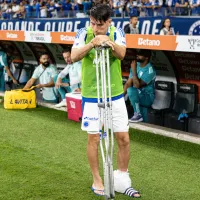 Villalba vira problema no Cruzeiro e é flagrado com muletas