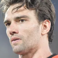 Léo Jardim enfurece a torcida do Vasco em gol do Corinthians