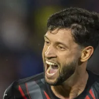 Atlético-MG pode comprar Capixaba se vender Arana