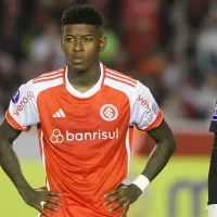 Flamengo volta por Vitão