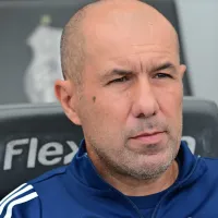 Jardim aparece com uniforme do Cruzeiro em mensagem de Natal