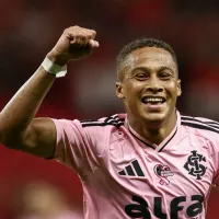 Santos oferece pré-contrato para Vitinho, do Internacional