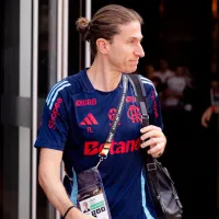 Filipe Luís recebe sondagens da Europa, mas quer permanecer no Flamengo