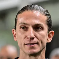Funcionário do Flamengo é sincero sobre renovação de Filipe Luís: "Preocupante"