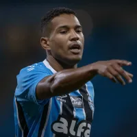 Grêmio encaminha empréstimo de João Lucas para o Remo