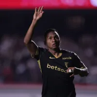 Santos aguarda Morelos e avalia futuro do atacante