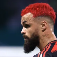 Corinthians procura Michael e Fla descarta liberar de graça