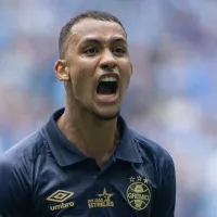 André Henrique, alvo do Vasco, pode permanecer no Grêmio após reavaliação interna