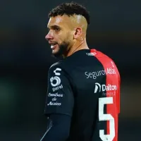 Internacional pausa negociação com Dória para negociar com zagueiro destro