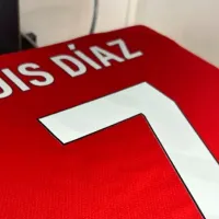 Luis Díaz compensará a hinchas por cambiar su número en el Liverpool