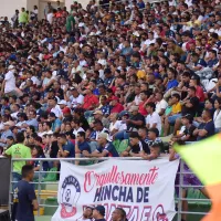 Hinchas del mismo equipo le cantaron el ‘olé’ en el fútbol colombiano