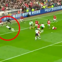 Golazo de volea de Luis Díaz al Manchester United