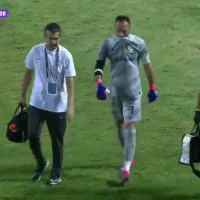 El golpe que sacó a David Ospina del partido y que preocupa a Atlético Nacional