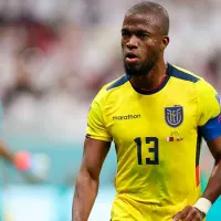 (VIDEO) Jugador de Costa Rica terminó adolorido tras hacerle falta a Enner Valencia