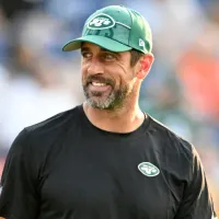 Aaron Rodgers suffers injury scare, Jets' HC warns the entire team