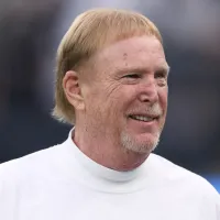 Raiders owner Mark Davis engages in heated altercation with team's fans