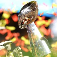How much does the Vince Lombardi trophy weigh?