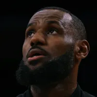 LeBron James would have to play the rest of the season through injury with Lakers