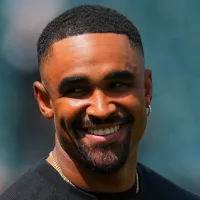 NFL News: Jalen Hurts makes something clear to Eagles about his struggles by blaming Jason Kelce