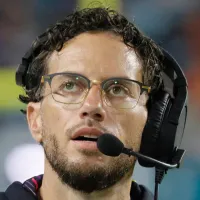 Mike McDaniel, Dolphins let go multiple Super Bowl champion ahead of 2025 NFL playoffs