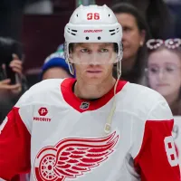 NHL Rumors: Red Wings eye bold offseason move involving Patrick Kane’s teammate