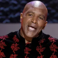 Boxing legend who beat Evander Holyfield predicts winner of Canelo Alvarez vs Terence Crawford